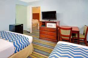 Travelodge by Wyndham Bishop - Chambre