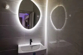 Hiltons Bellaire - Baño
