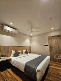 Firangipani Suites - A Corporate Boutique Hotel - Zimmer