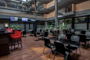 Coast Calgary University Area Hotel by APA - Restaurant