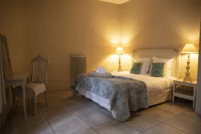 Couvent d'Hérépian, Hôtel - Chambre