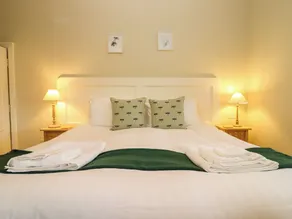 Hammonds Farmhouse - Room