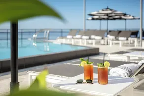 The CURRENT Hotel, Autograph Collection - Piscine