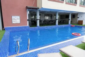 Hotel Sisters and Spa - Pool
