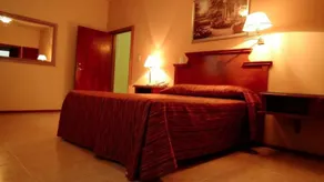 Hotel Laam - Habitación