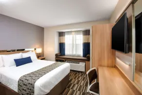 Microtel Inn & Suites by Wyndham Farmington - Chambre