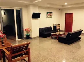 Siray House - Réception