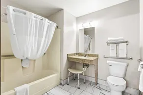 Days Inn by Wyndham Mitchell SD - Salle de bain