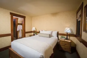 UCLA Lake Arrowhead Lodge - Rom