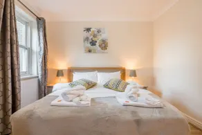 Bridge View Apartment - Room