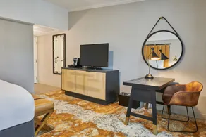 The Inn at Saratoga, Tapestry Collection by Hilton - Room