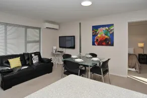 Carlton Villa 3 - Apartamento junto a la ciudad - Servicio de comidas en la habitación