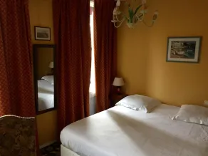Hotel de Normandie - Værelse