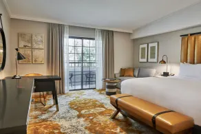 The Inn at Saratoga, Tapestry Collection by Hilton - Room