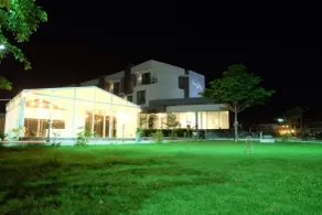 Hotel Chuan Chom The High Resort Saraburi - Restaurante