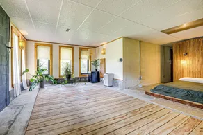 < 1 Mi to Tuttle Creek Lake: Cabin w/ Deck - Innenbereich
