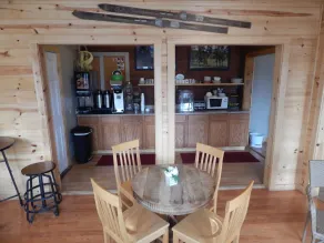Alpine Inn - Restaurant