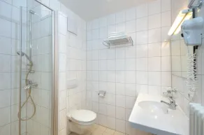 Hotel-Gasthof zur Krone - Bathroom