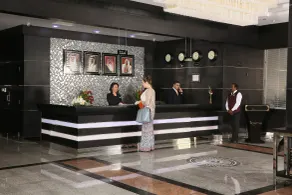 Royal Phoenicia Hotel - Reception