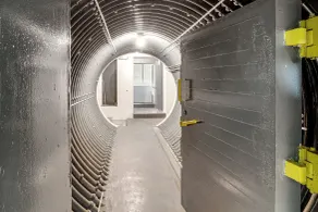 Nuclear Missile Silo Bunker on Schilling Afb! - Interiör