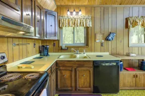 Hike, Bike & Golf: Peaceful Cabin in Twain Harte! - Interiør