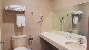 Zu San Hotel  - Badezimmer