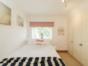 2 Dewars Farm Cottages - Room