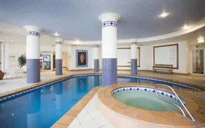The Moroccan - QStay - Pool