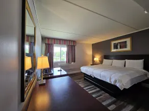 Center Street Value Inn - Room