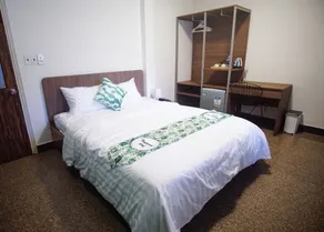 Cuu Kim Son Hotel - Room