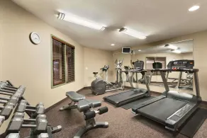 Days Inn by Wyndham Thunder Bay North - Fitness facility