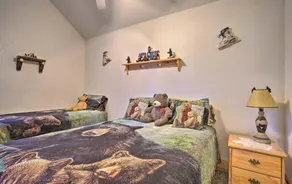 Cozy Bear North - Habitación