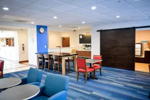 Holiday Inn Express Prince Frederick by IHG - Restaurant