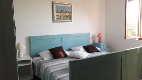 Apartments Bako Komiza - Room