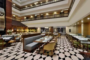 Radisson Srinagar - Restaurant