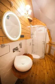 Glamoreo - The Walnut Glamp - Bagno