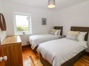 Bryn Meilw - Room