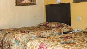 Charles Wesley Motor Lodge - Værelse