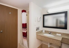 Red Roof Inn & Suites Mt Holly - McGuire AFB - Salle de bain