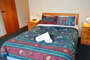Coles Bay Waterfronter 2 - Zimmer