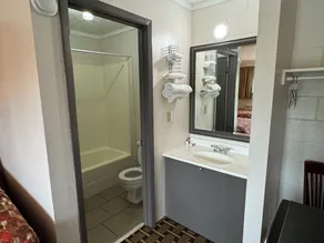 Economy Inn - Salle de bain