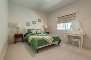 Luxuria Vibe Vogue 5 Bdrm near Lake - Rom