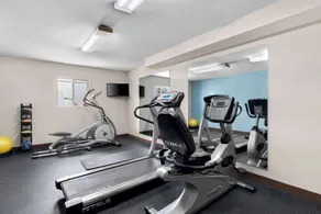 Days Inn by Wyndham Albany SUNY - Salle de remise en forme