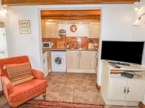 The Little White Cottage - Interior