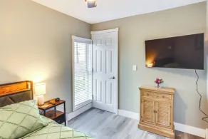Peaceful Shiloh Home w/ Deck & Fishing Pond Access - Innenbereich