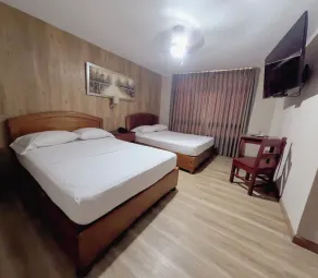 Hotel Asturias Inn - Habitación