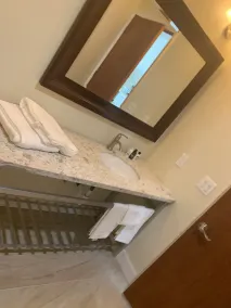 Lakeview Hotel - Salle de bain