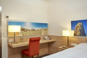 H+ Hotel Darmstadt - Chambre