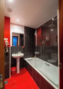 Hotel A. G. Porcillan - Bathroom