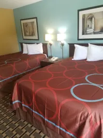 Super 8 by Wyndham Jasper - Chambre